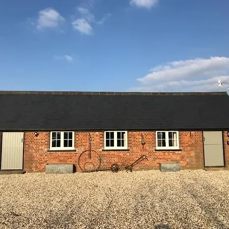 The Cowshed Apartment Salisbury Exterior photo