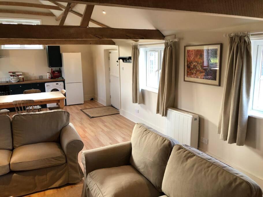 The Cowshed Apartment *